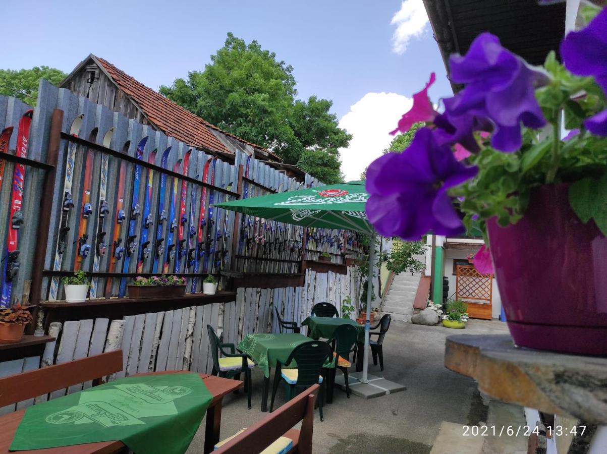 Hotel Tatrania Stara Lesna Exterior photo