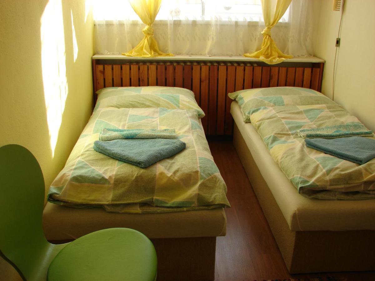 Hotel Tatrania Stara Lesna Exterior photo